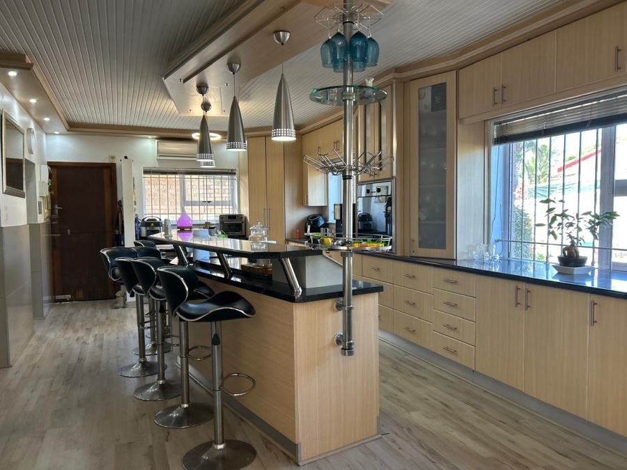 4 Bedroom Property for Sale in Azalea Park Eastern Cape